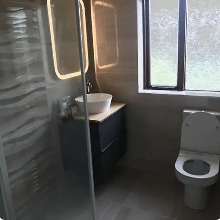 Ferienhaus Warm And Newly Renovated 3 Bedroom